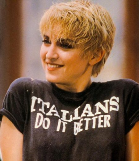 Madonnas-hairstyle-evolution-1986-pixie-cut