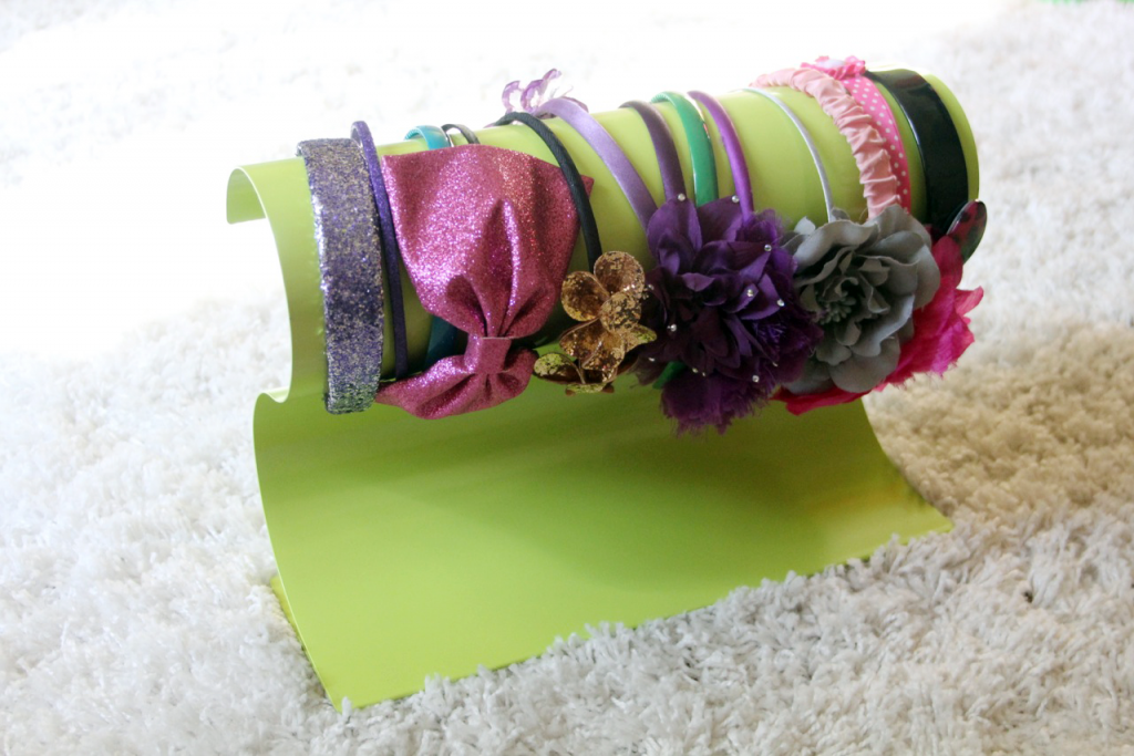 HeadbandHolderQuarter